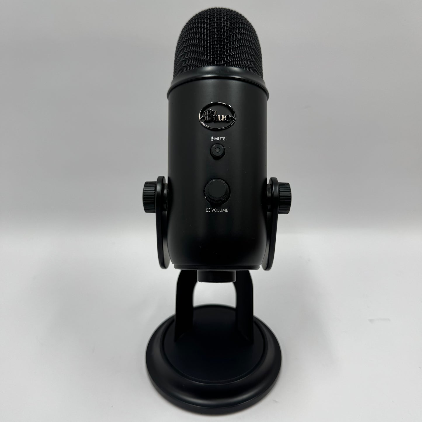 Blue Yeti USB Multi-Pattern USB Microphone A00132
