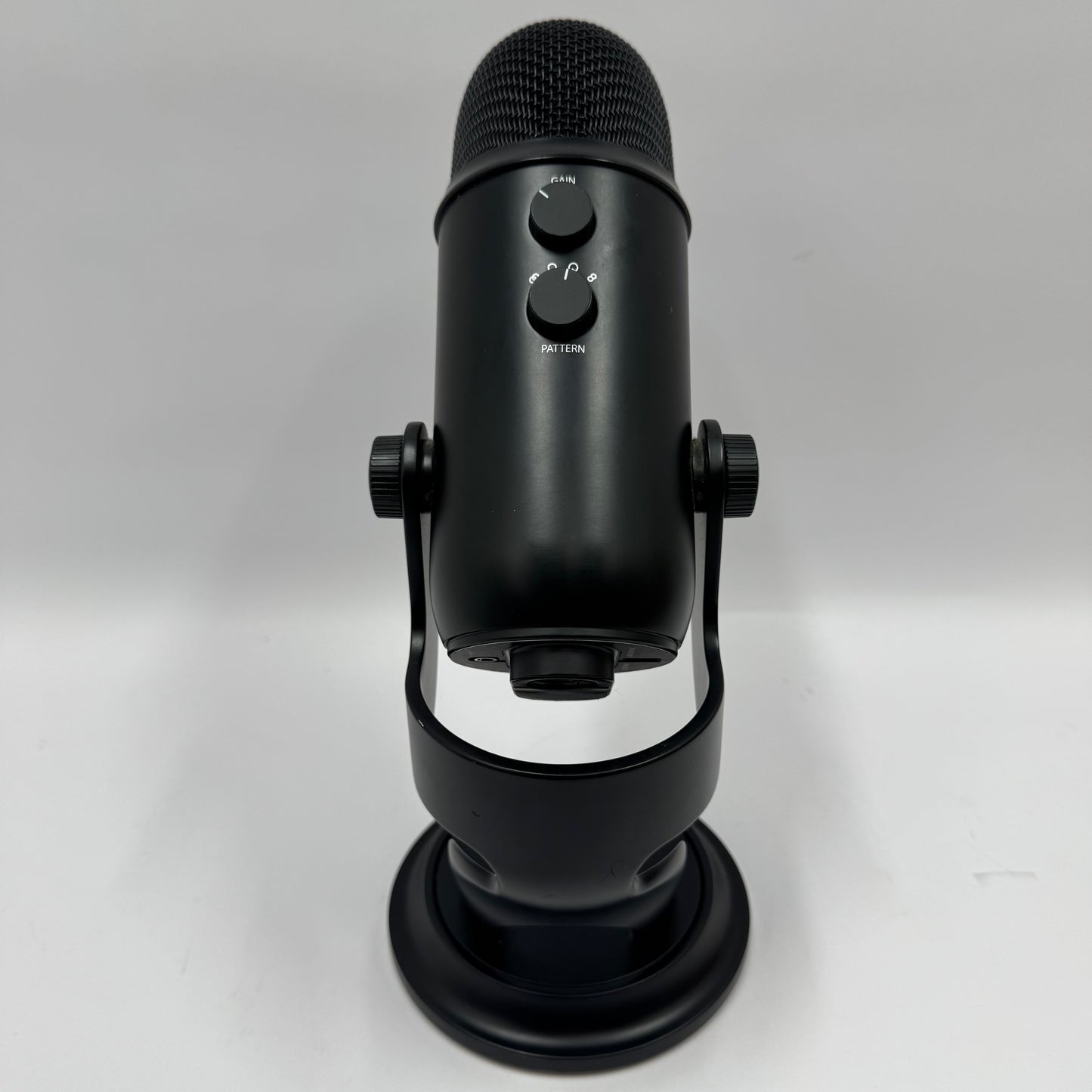 Blue Yeti USB Multi-Pattern USB Microphone A00132