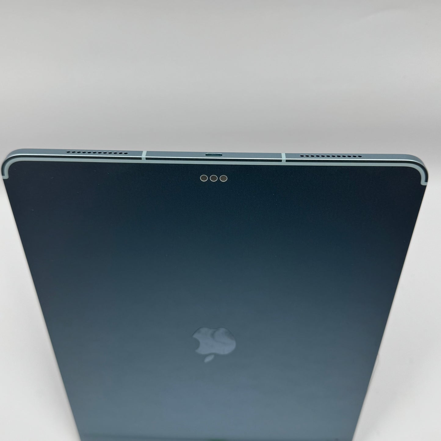 Unlocked Apple iPad Air 13" M3 256GB Blue MCJ64LL/A