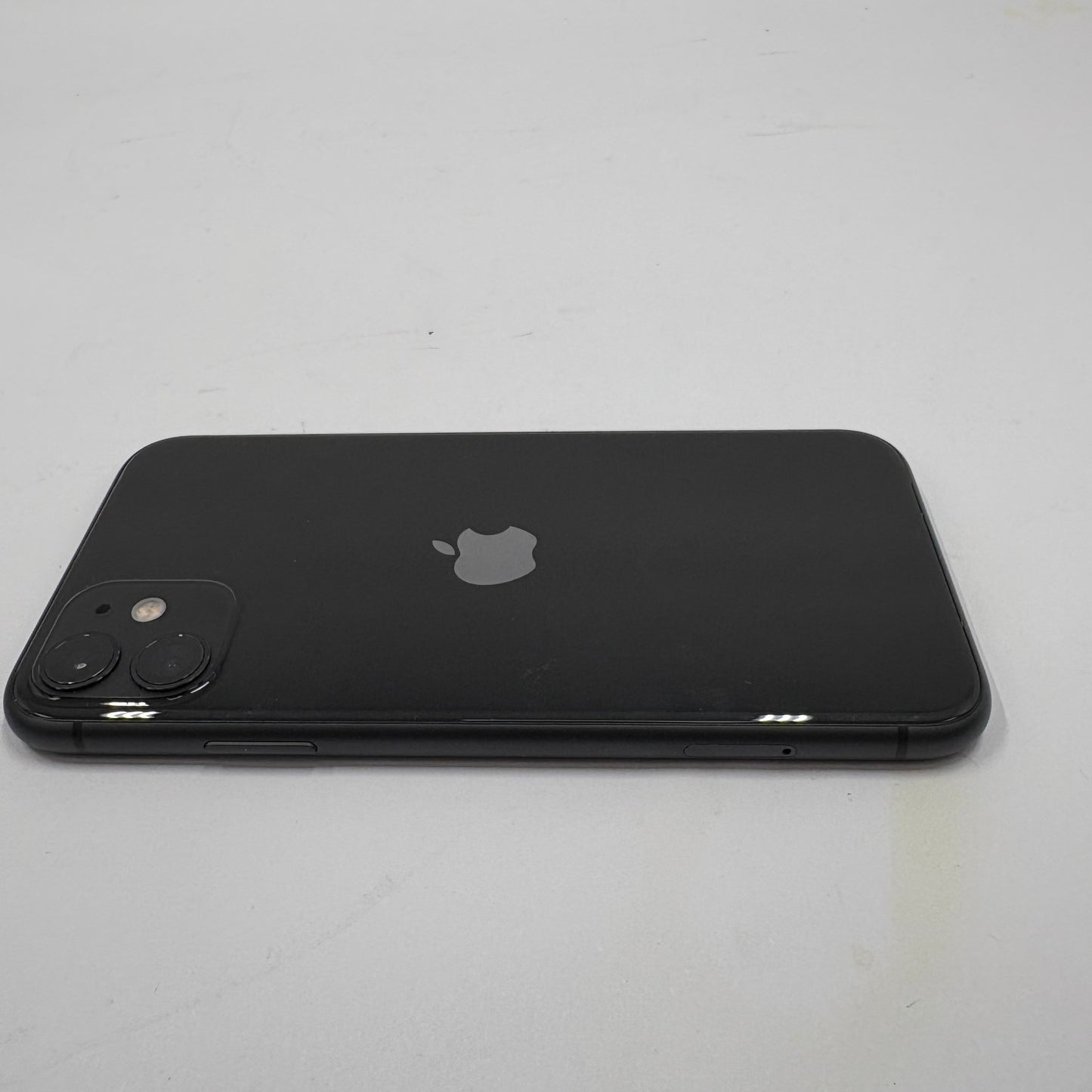 Unlocked Apple iPhone 11 64GB Black MHC43LL/A