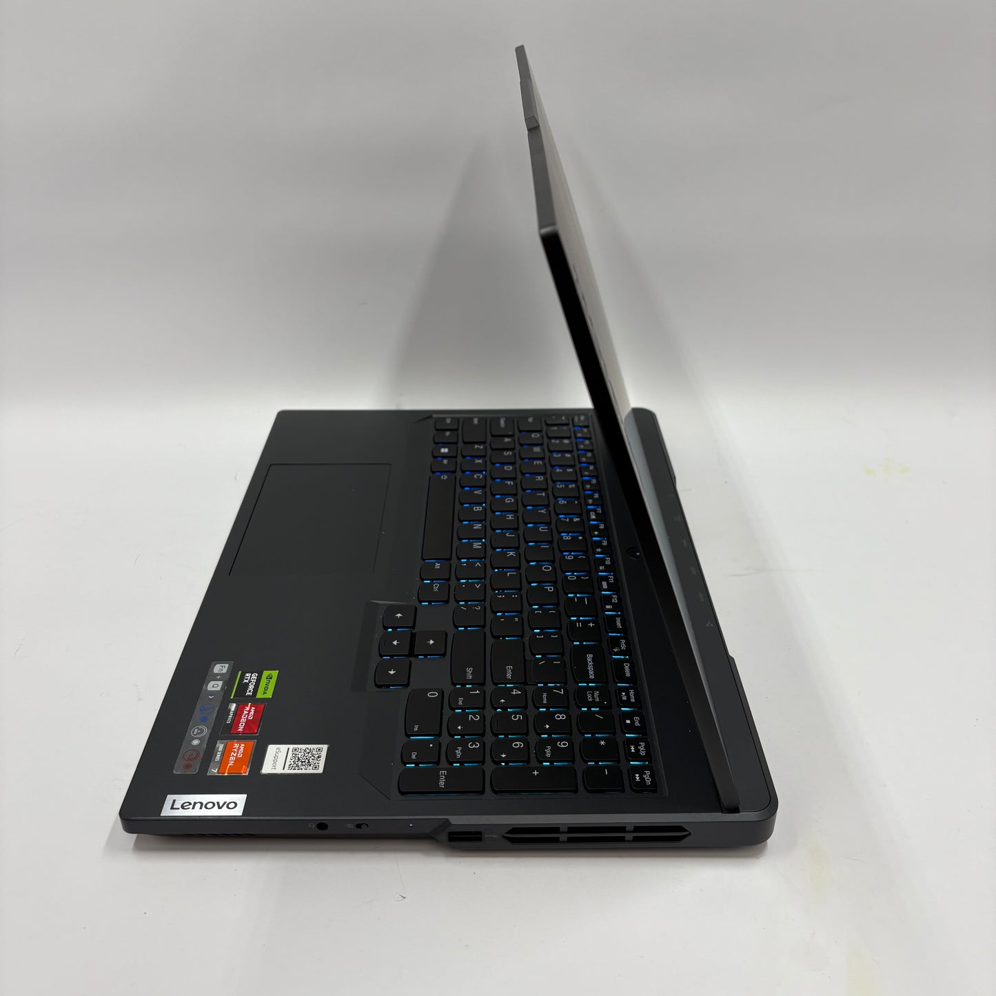 Lenovo Legion Pro 5 16ARX9 16" Ryzen 7 7745HX 3.6GHz 16GB RAM 1TB SSD RTX 4060