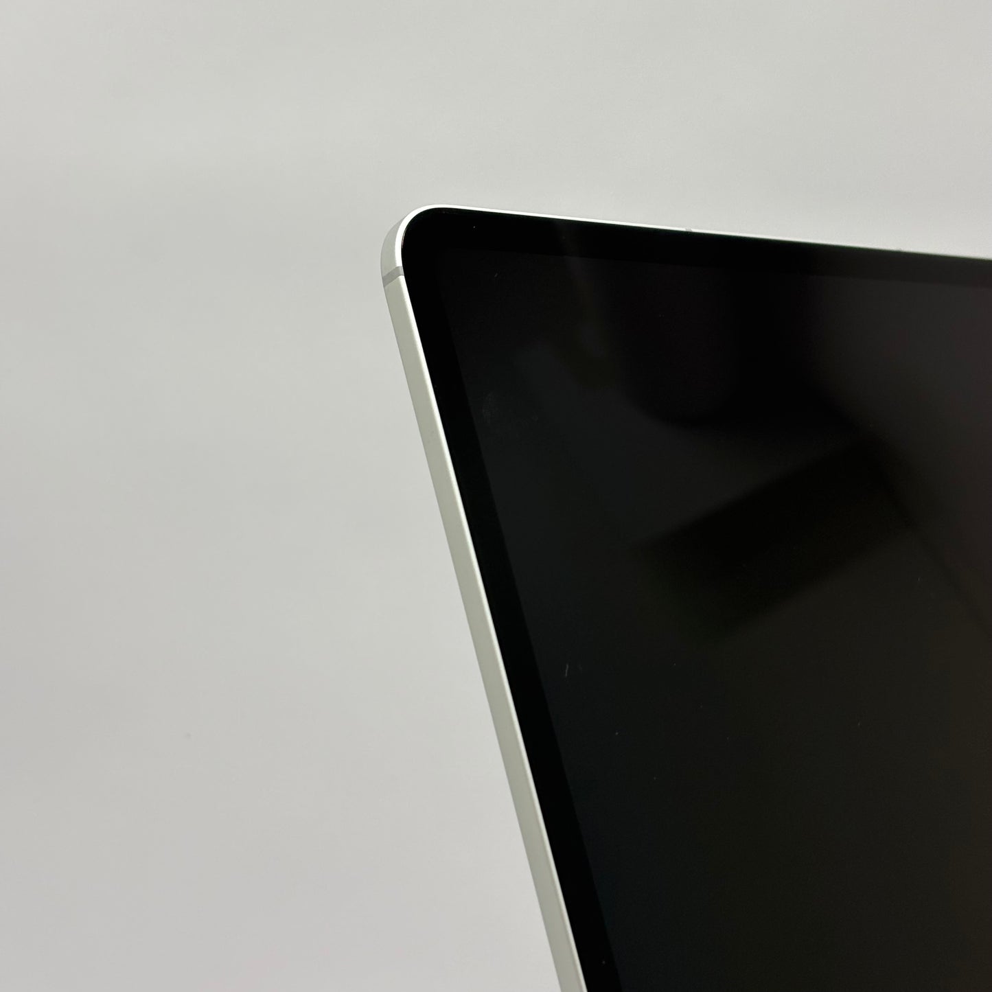 Unlocked Apple iPad Pro 13" M4 1TB Silver MVXX3LL/A Nano Texture