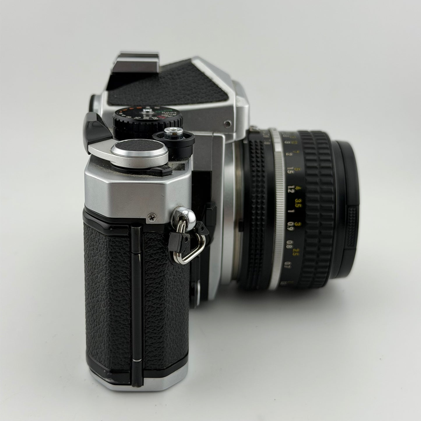 Nikon FE 35MM Film Camera Nikkor 50mm 1:1.8