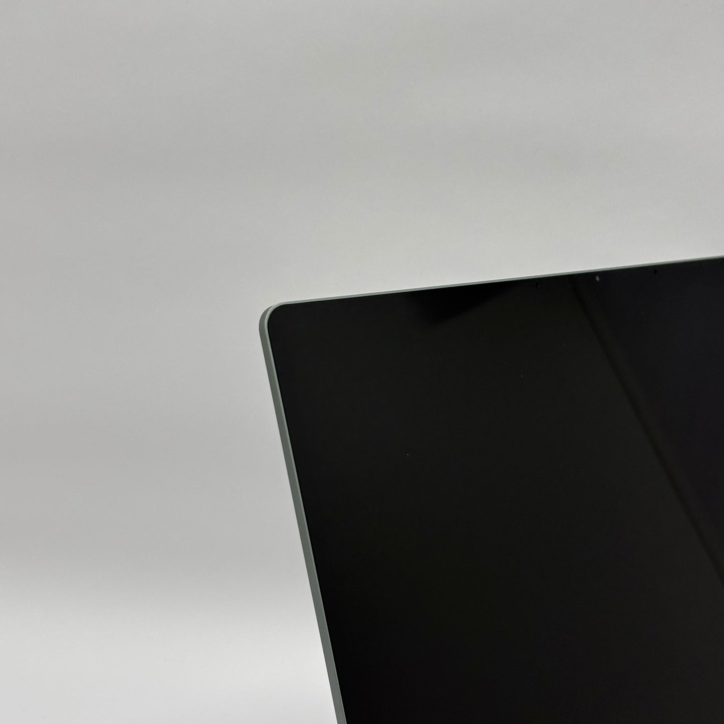 Microsoft Surface Go 2 2013 12.4" i5-1135G7 2.4GHz 8GB RAM 128GB SSD