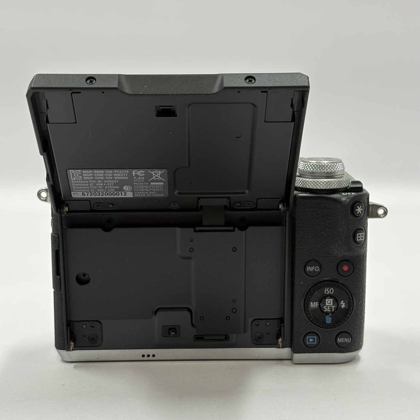 Canon EOS M6 24MP Mirrorless Camera