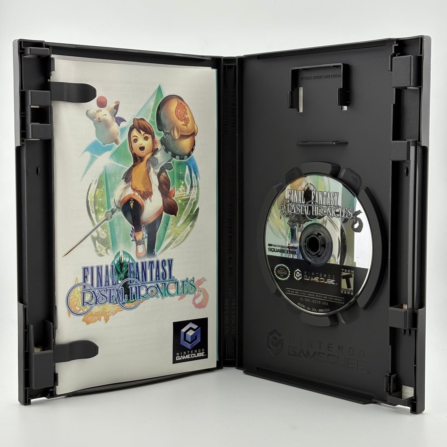 Final Fantasy Crystal Chronicles (Nintendo GameCube, 2004)