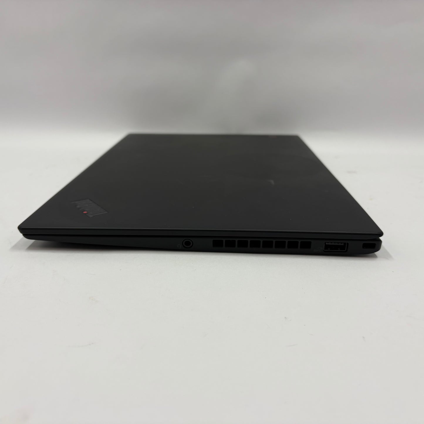 Lenovo ThinkPad X1  Carbon 14" i7-8650U 2.1GHz 16GB RAM 256GB SSD