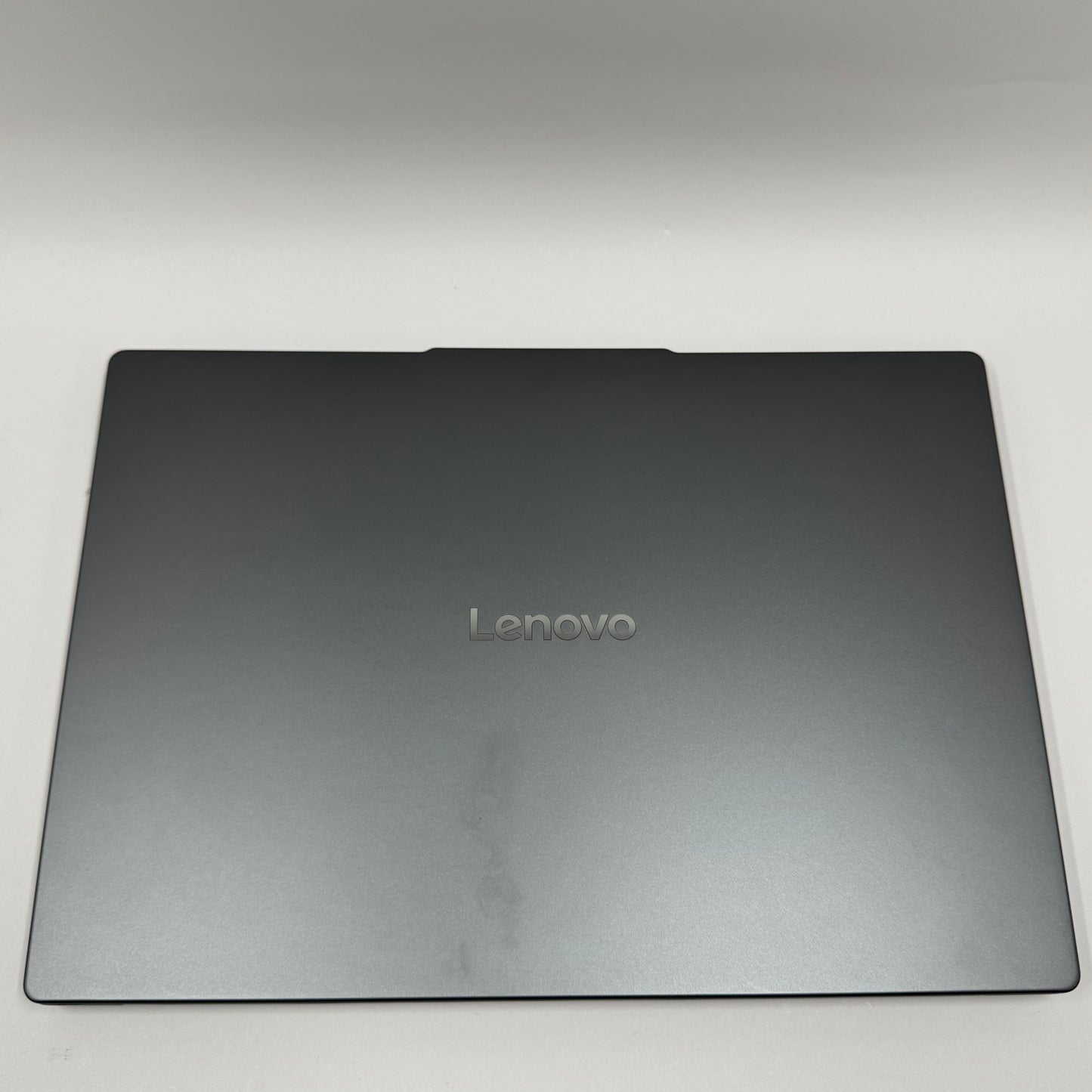 Lenovo IdeaPad Slim 3 83N30000US 15.3" Snapdragon X X126100 16GB RAM 256GB SSD