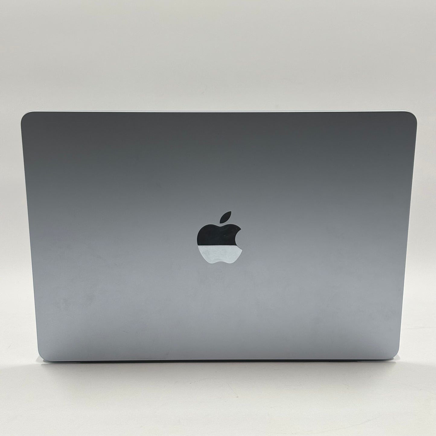 2025 Apple MacBook Air 13.6" M4 10C GPU 4.5GHz 16GB RAM 256GB SSD A3240