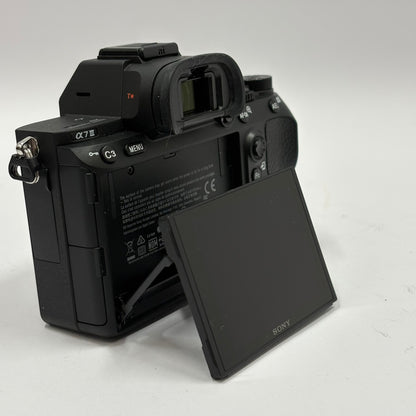 Sony Alpha A7 III 24.2MP Full-Frame Mirrorless Digital Camera with 28-70mm Lens