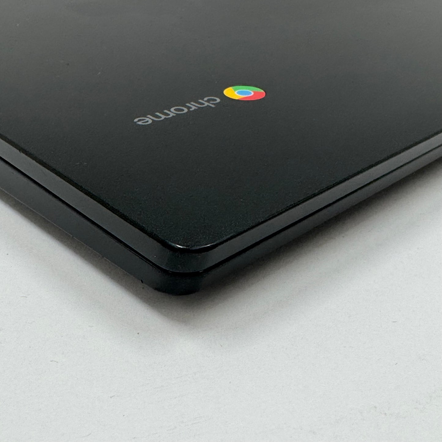 Lenovo Chromebook S340-14 Touch 81V30000US 14" Celeron N4000 4GB RAM 32GB SSD