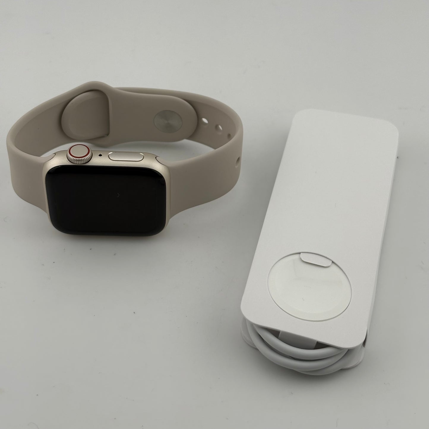 Unlocked Apple Watch SE 2nd Gen 40MM Starlight Aluminum MRFW3LL/A