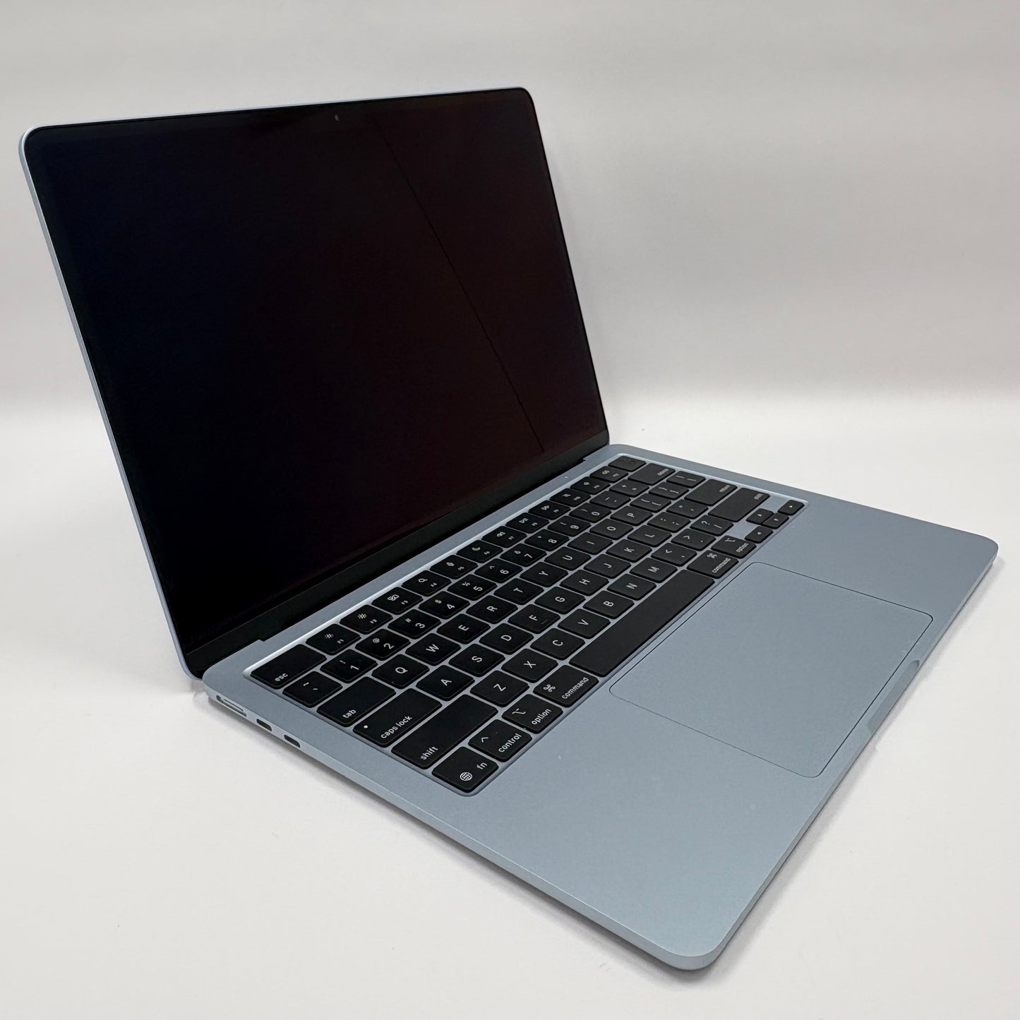 2025 Apple MacBook Air 13.6" M4 8 Core 4.5GHz 16GB RAM 256GB SSD A3240