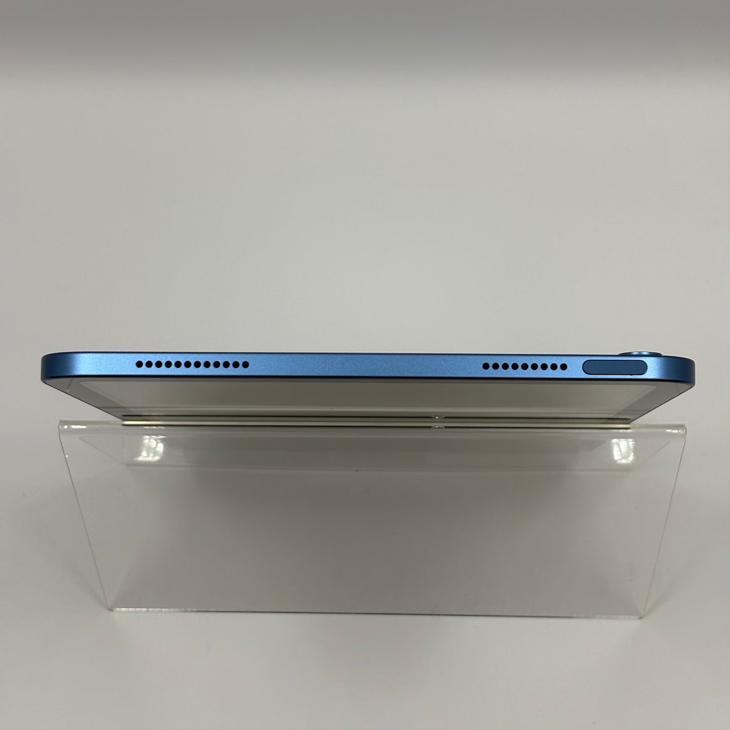 WiFi Only Apple iPad 11" (A16) 128GB Blue MD4A4LL/A