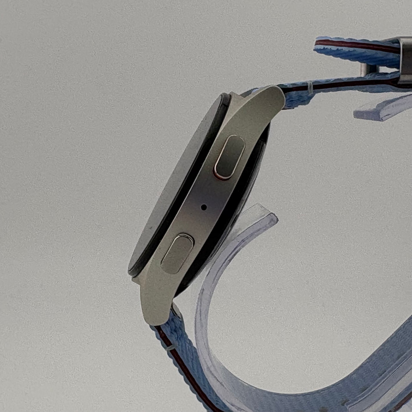 WiFi Only Samsung Galaxy Watch7 Aluminum Smartwatch SM-L305U