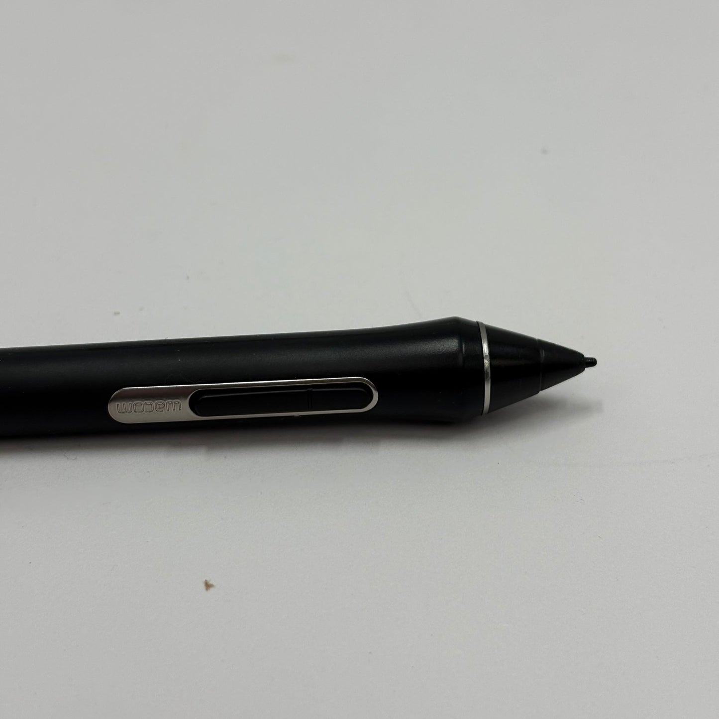 Wacom Intuos Pro Graphics Drawing Tablet  PTH660 with Pen and Stand