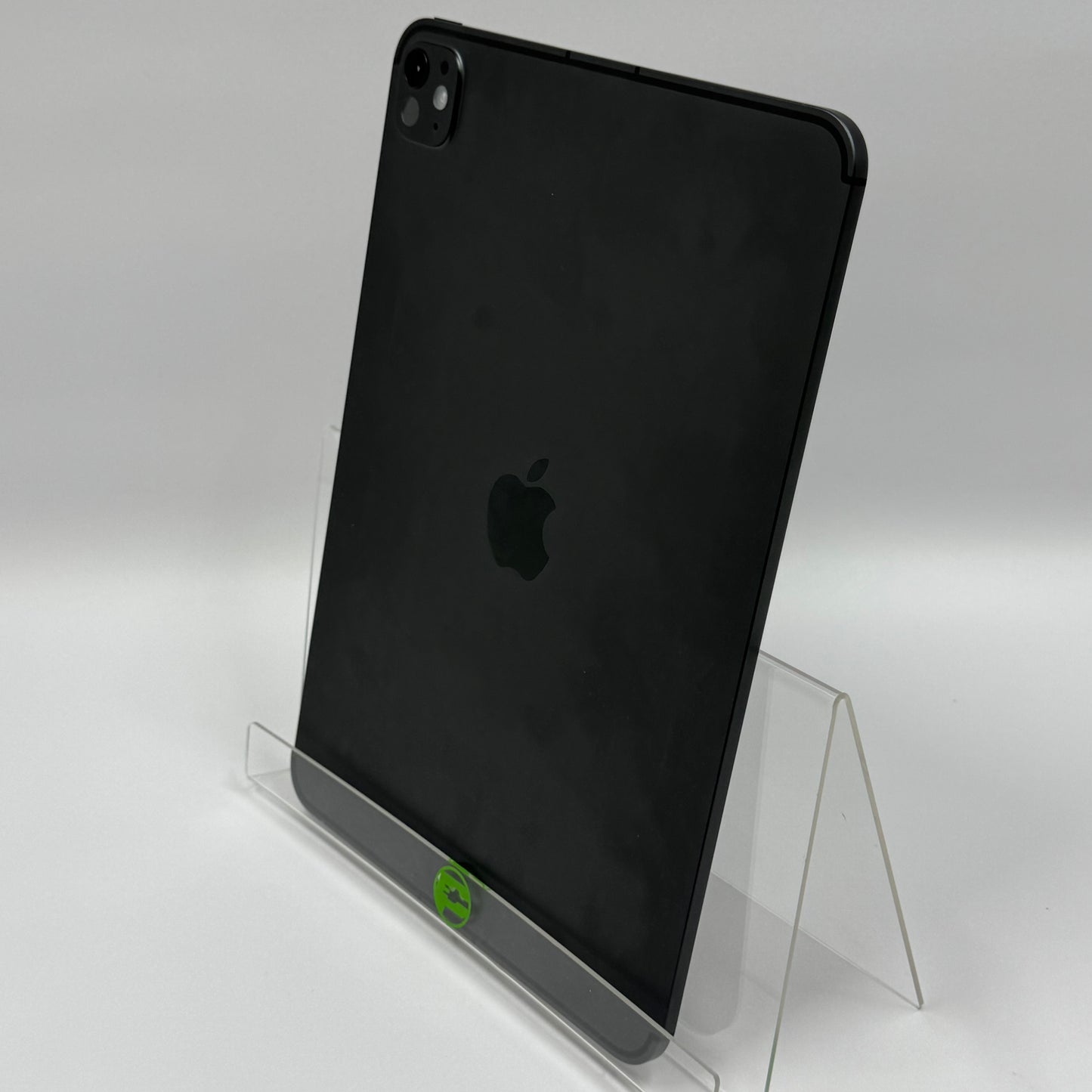 Unlocked Apple iPad Pro 11" M5 512GB Space Black ME2Q4LL/A