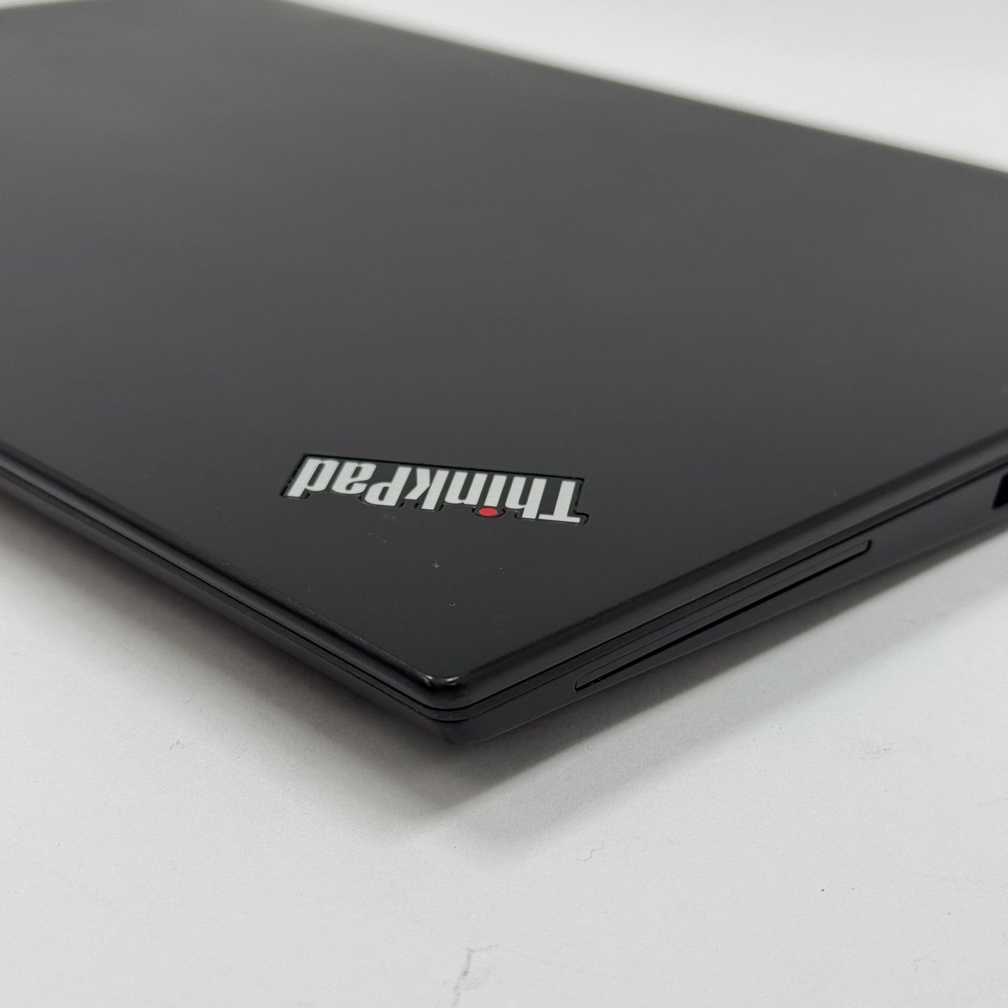 Lenovo t490s 14" i5-8365U 1.6GHz 8GB RAM 256GB SSD