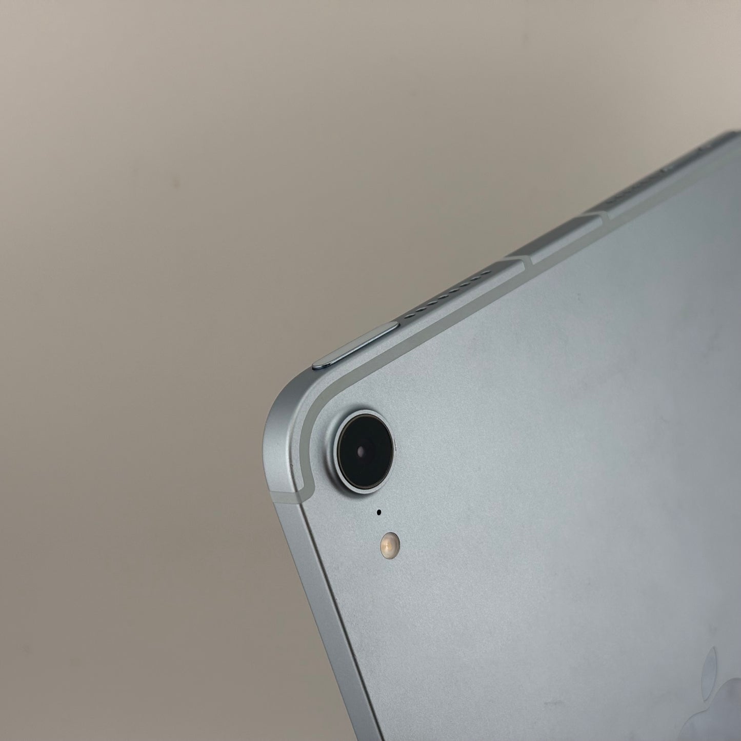 Unlocked Apple iPad mini (A17 Pro) 512GB Blue MYHD3LL/A