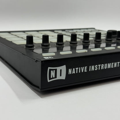 Native Instruments Maschine Groove Production Studio MK2 BLACK