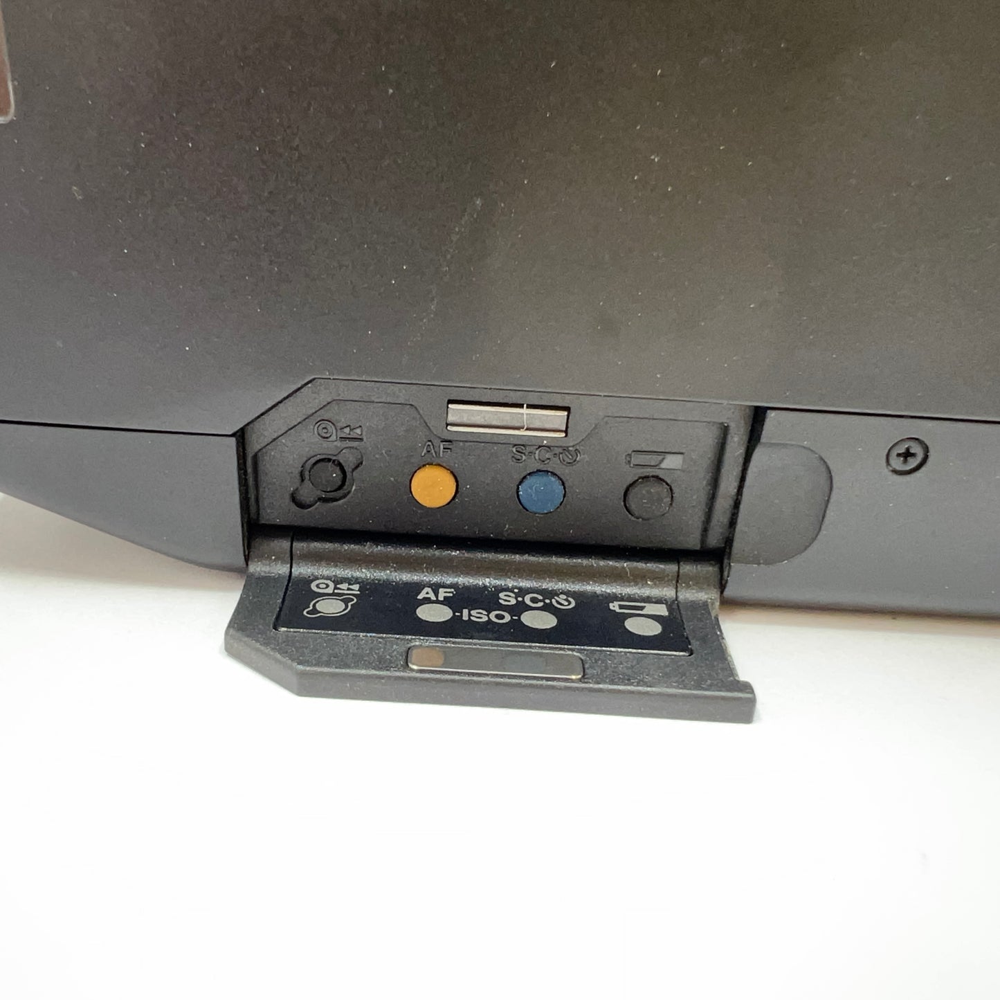 Canon EOS 650 35MM Film Camera