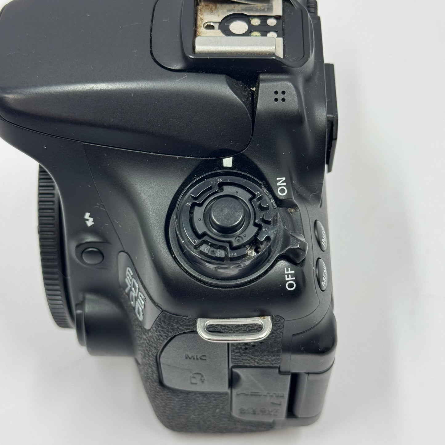 Canon EOS Rebel 70D 20.2MP DSLR Body Only