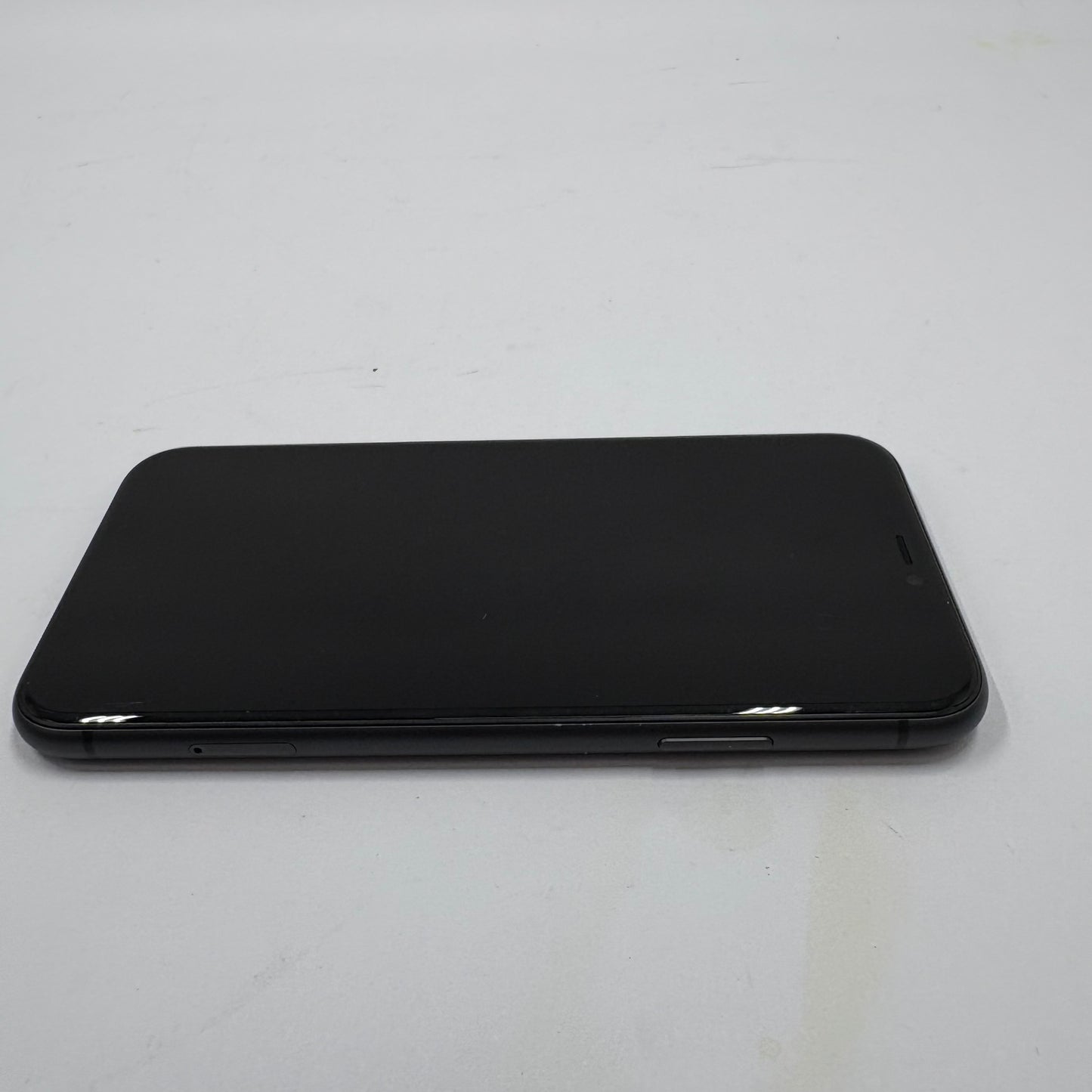 Unlocked Apple iPhone 11 64GB Black MHC43LL/A