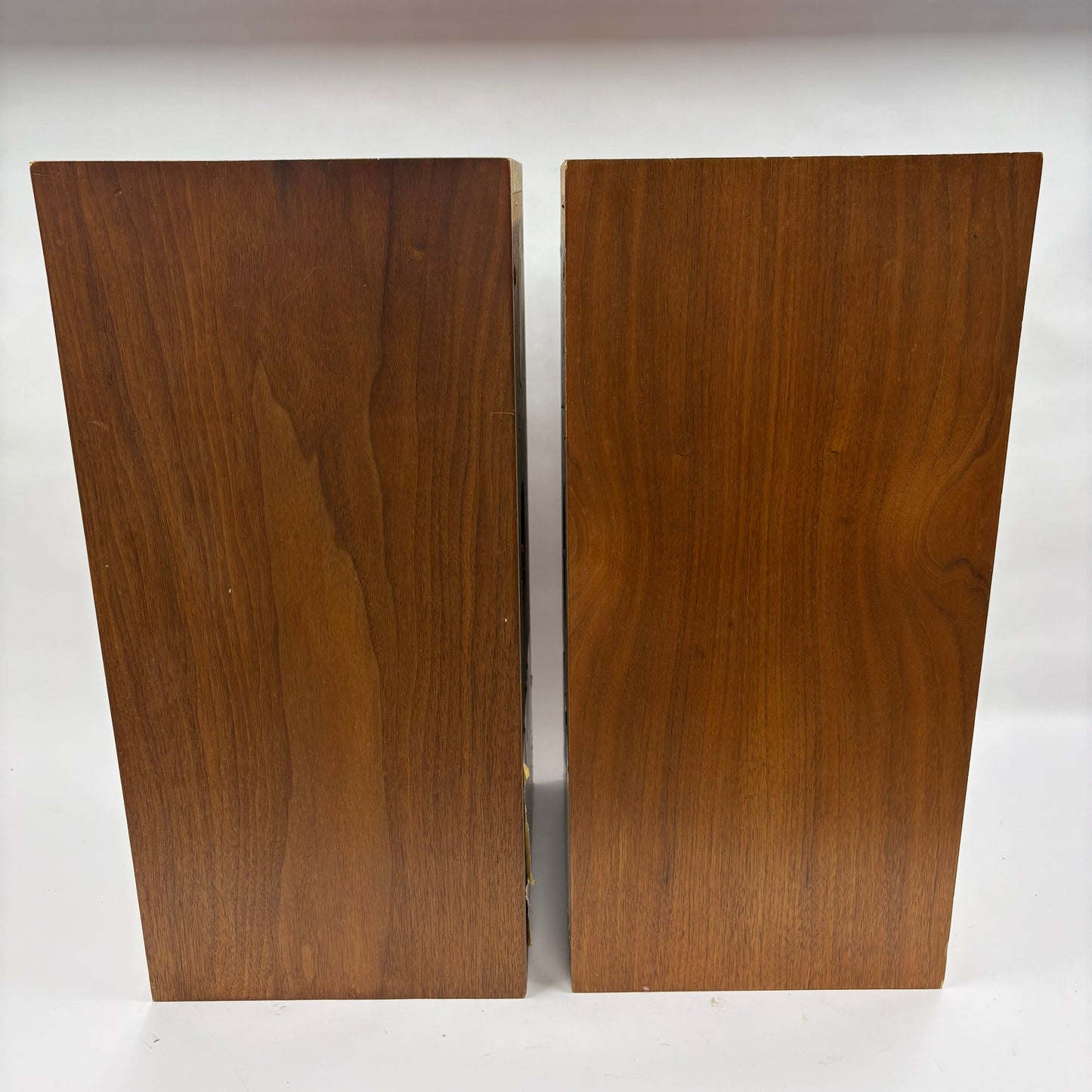 Acoustic Research AR-4x Bookshelf Speakers Wood
