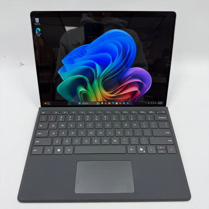 Microsoft Surface Pro 11 2076 13" Snapdragon X Plus (10 Core) 3.4GHz 16GB 512GB 