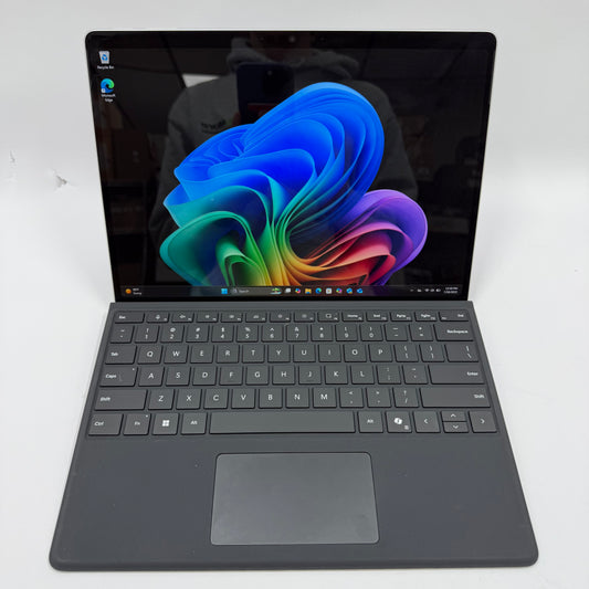Microsoft Surface Pro 11 2076 13" Snapdragon X Plus (10 Core) 3.4GHz 16GB 512GB 