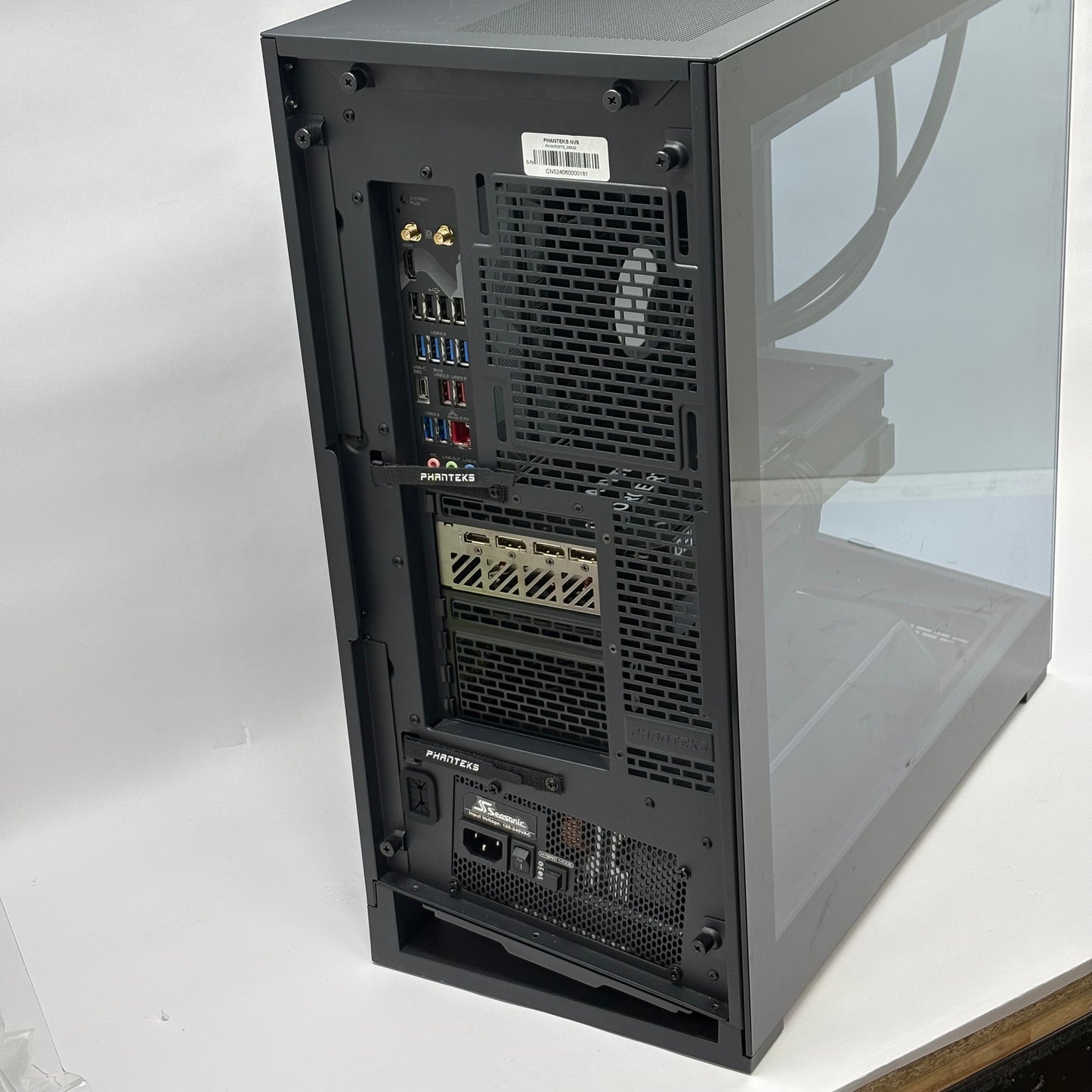 Phanteks Custom PC Ryzen 9 9900X 32GB RAM RTX 4070 Ti Super Liquid Cooling