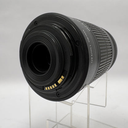 Canon EF-S Zoom Lens 55-250mm f/4-5.6 IS II Auto & Manual Lens