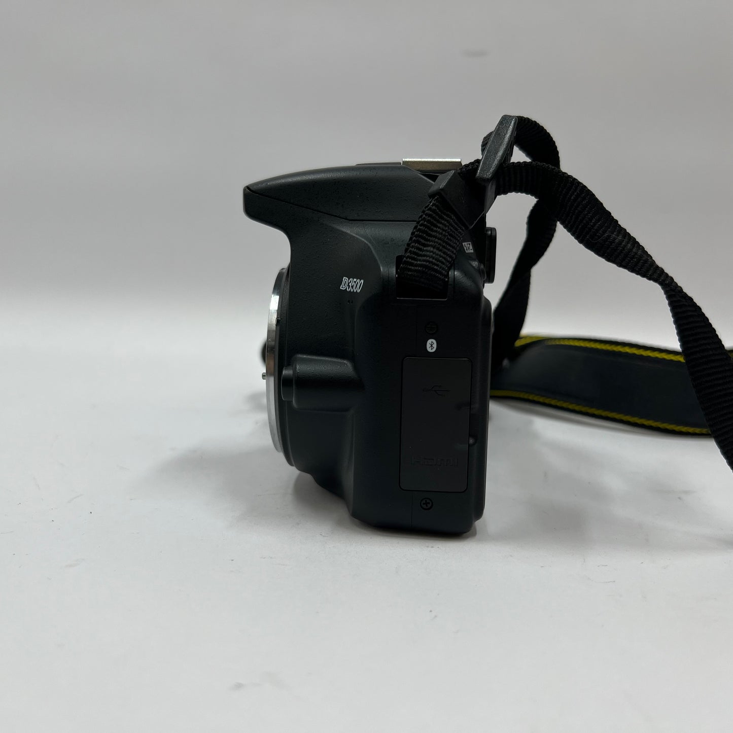 Nikon D3500 24.2MP Digital SLR DSLR Camera