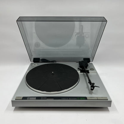 Yamaha P-300 Stereo Turntable No Needle