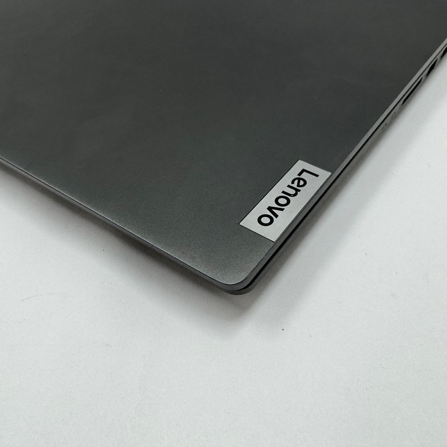 Lenovo IdeaPad 5 81YK000TUS 15.6" i5-1035G1 1.2GHz 8GB RAM 256GB SSD