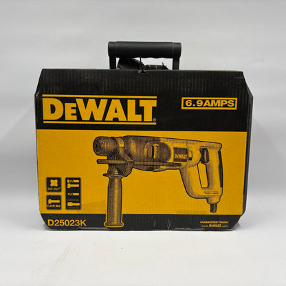 New DeWalt D25023K 7/8" (22mm) Compact SDS Rotary Hammer Kit