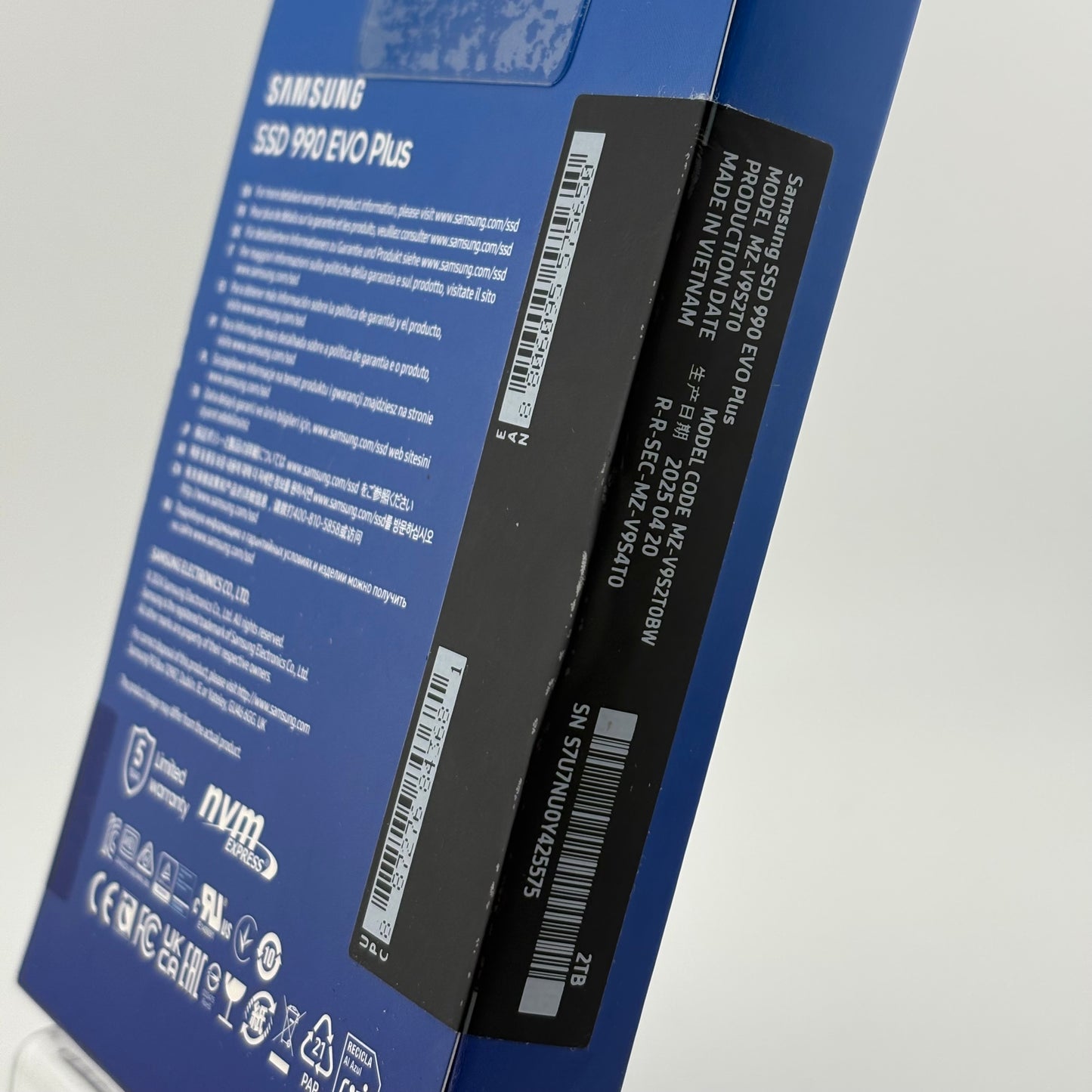 New Samsung 2280mm 990 EVO Plus 2TB M.2 NVMe Gen 4.0 x 4/5.0 x 4 SSD MZ-V9S2T0