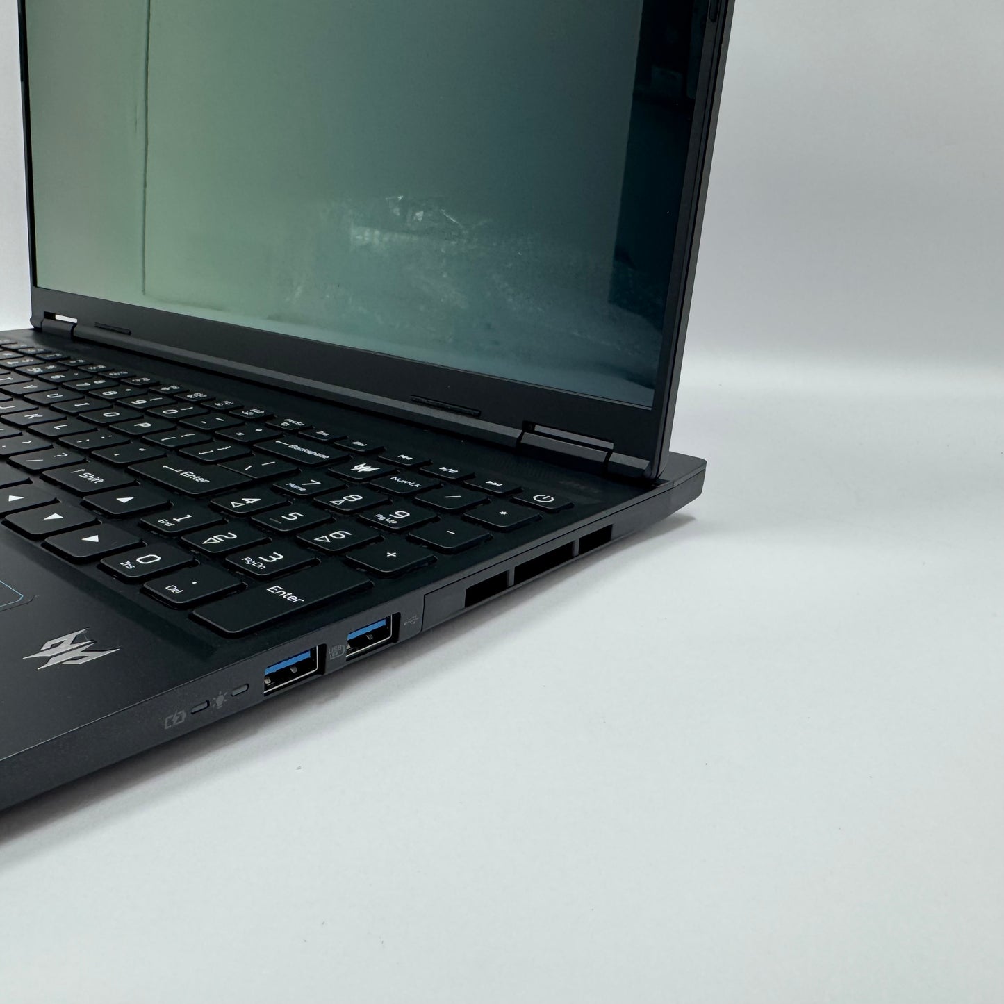 Acer Predator Helios Neo 16S AI Ultra 9 275HX 32GB 1TB RTX 5070 Ti OLED 240Hz