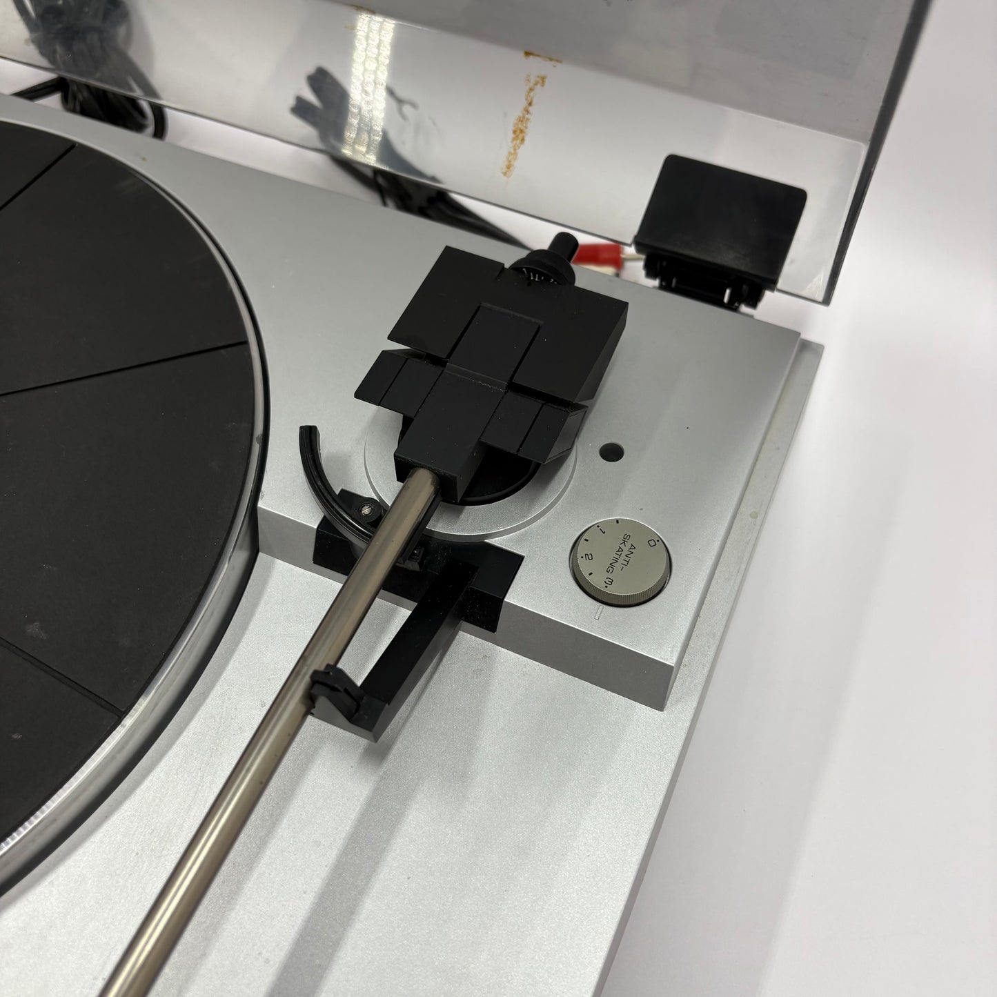 Yamaha P-300 Stereo Turntable