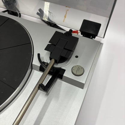 Yamaha P-300 Stereo Turntable