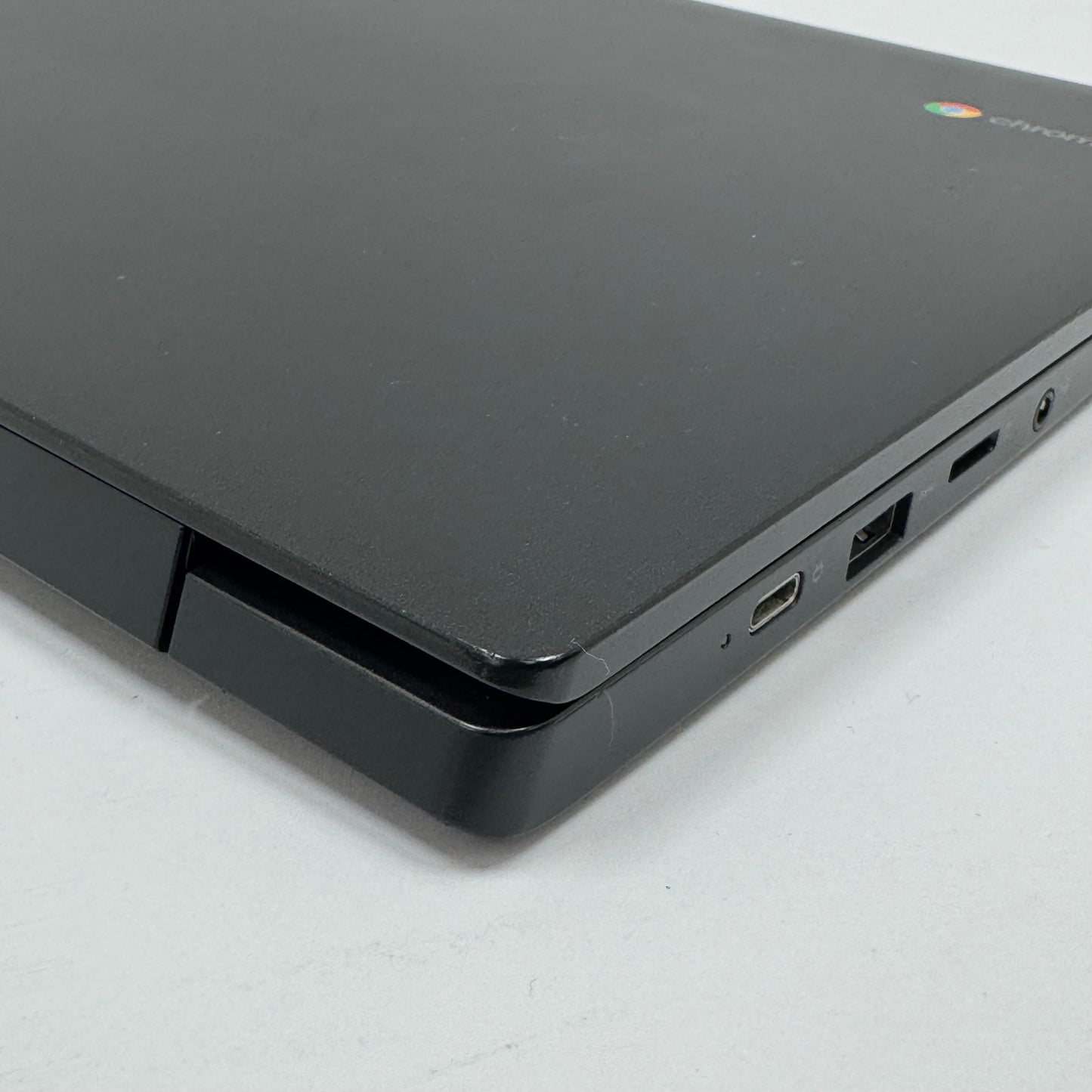 Lenovo Chromebook S340-14 Touch 81V30000US 14" Celeron N4000 4GB RAM 32GB SSD