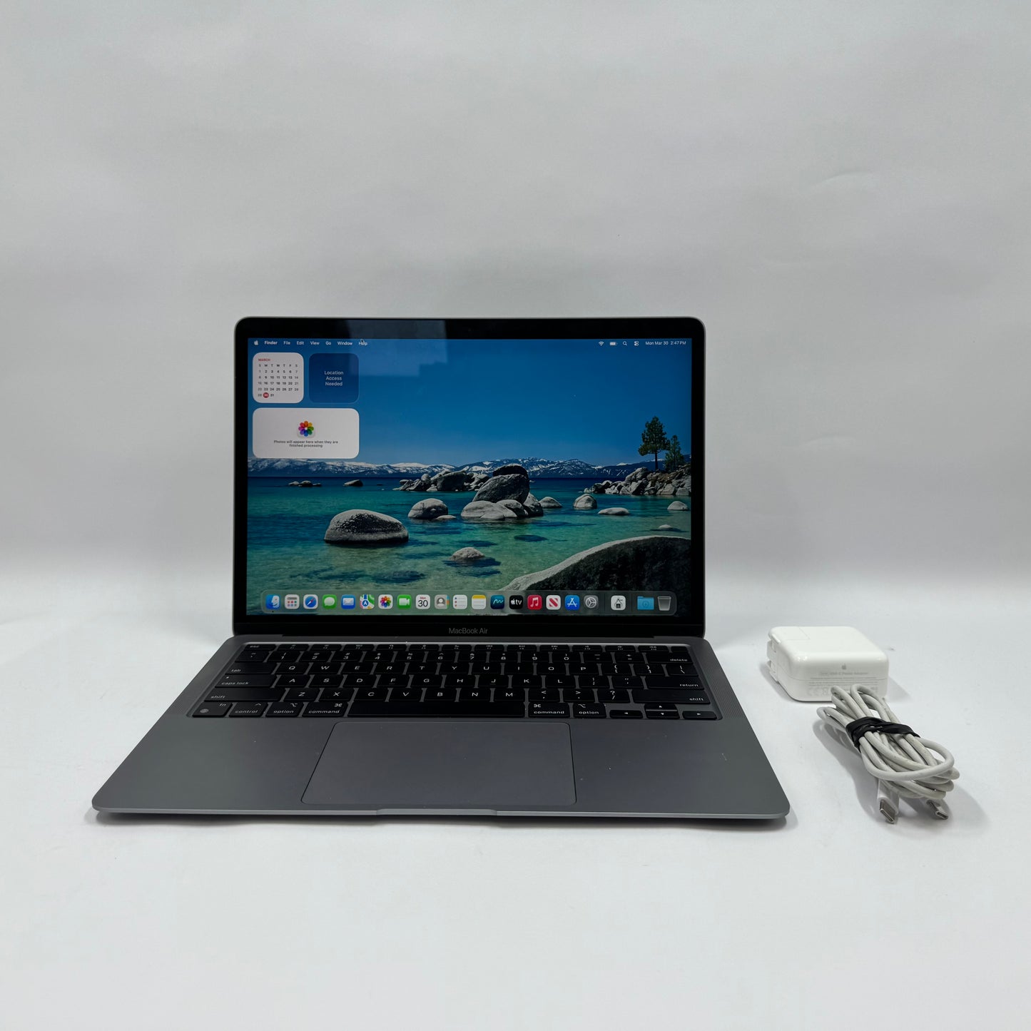 2020 Apple MacBook Air 13.3" M1 7C GPU 3.2GHz 8GB RAM 256GB SSD A2337