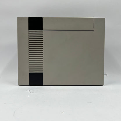 Nintendo Entertainment System NES Video Game Console NES-001 Bundle