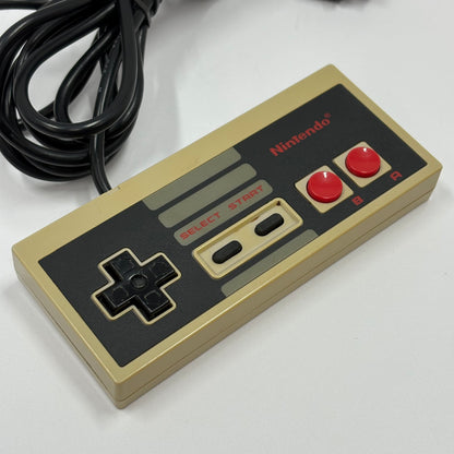 Nintendo NES Original Controller NES-004 Gray