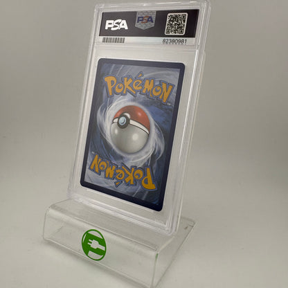 Pokémon TCG Sword & Shield - Silver Tempest Skuntank V #181 English PSA 9