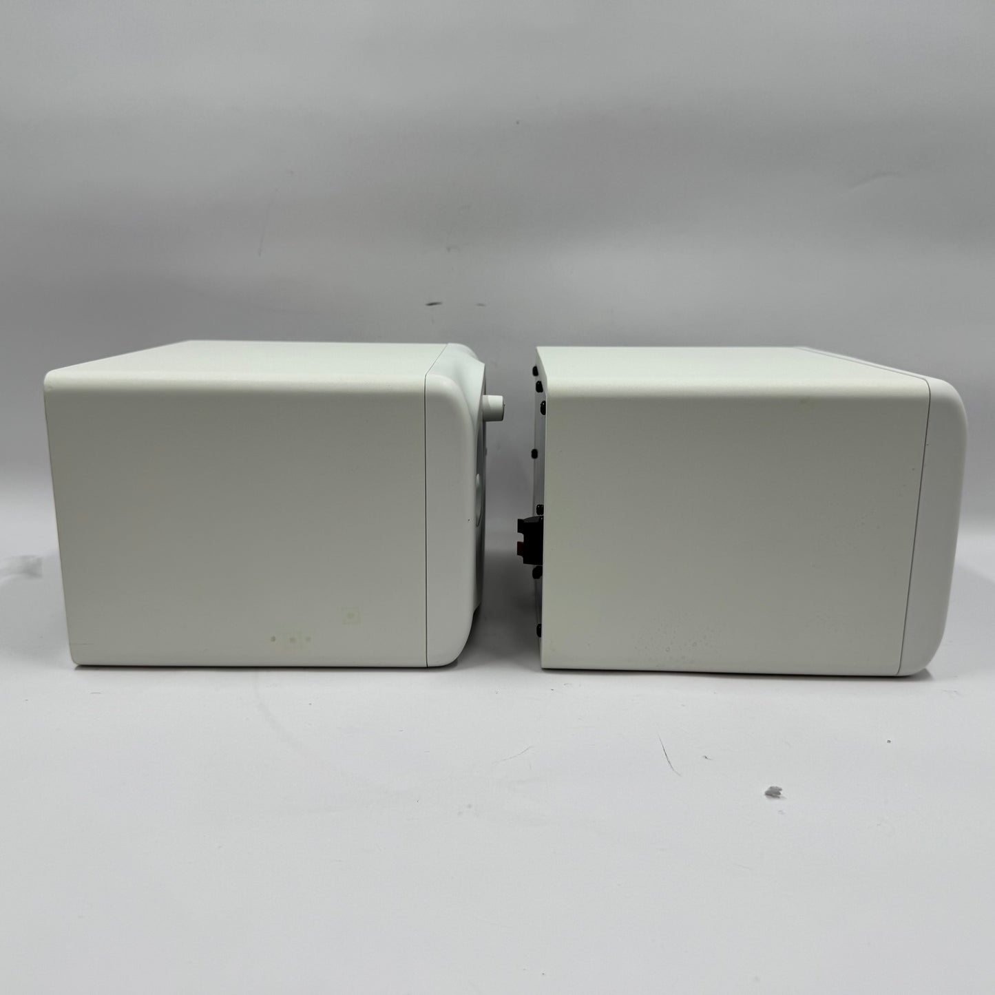 Pioneer DJ DM-40D-W Active Monitor Speaker White