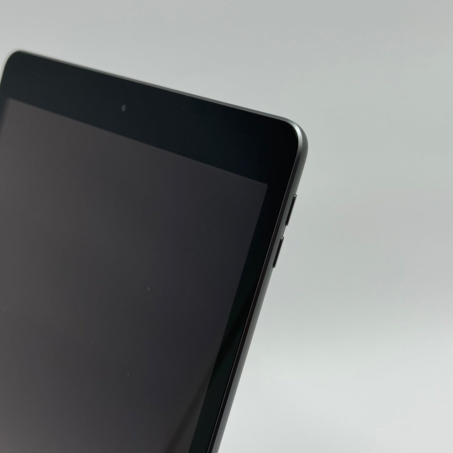 WiFi Only Apple iPad 8th Gen 32GB Space gray MYL92LL/A