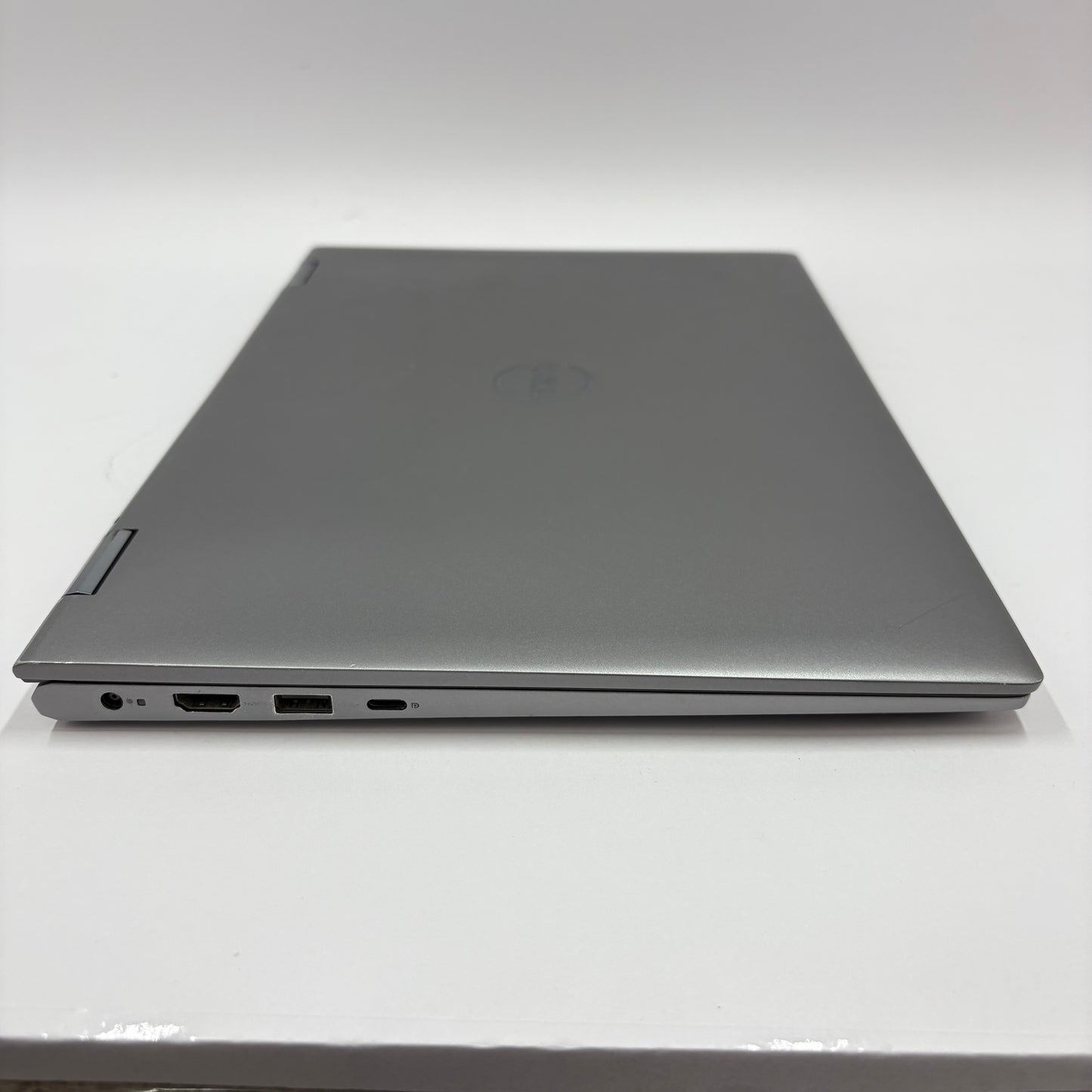 Dell Inspiron 14 5000 2-IN-1 14" i7-1065G7 1.5GHz 8GB RAM 512GB SSD