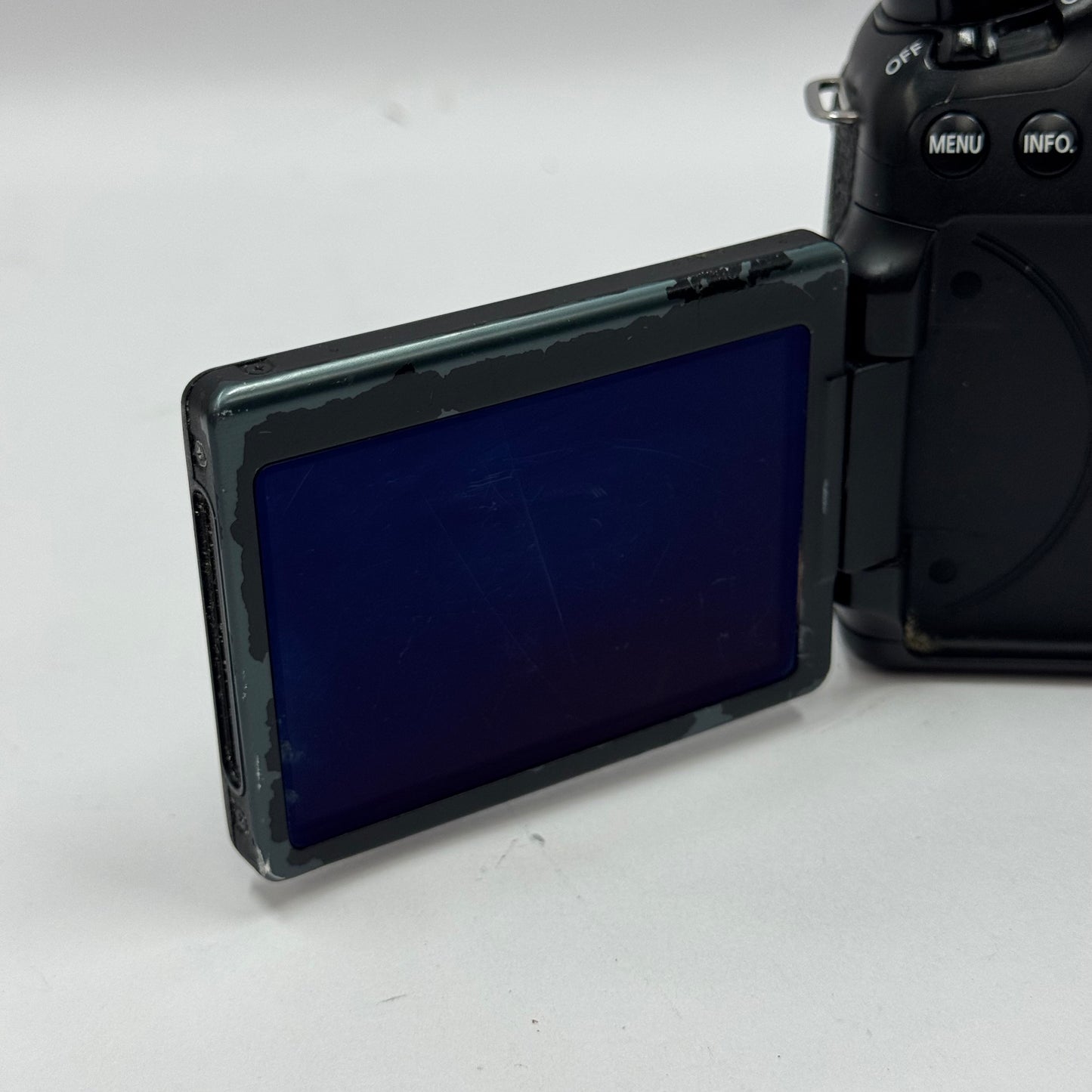 Canon EOS Rebel 70D 20.2MP DSLR Body Only