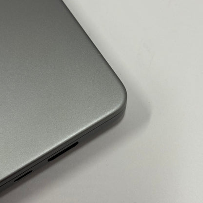 2021 Apple MacBook Pro 16" M1 Pro 16C GPU 3.2GHz 16GB RAM 2TB SSD A2485